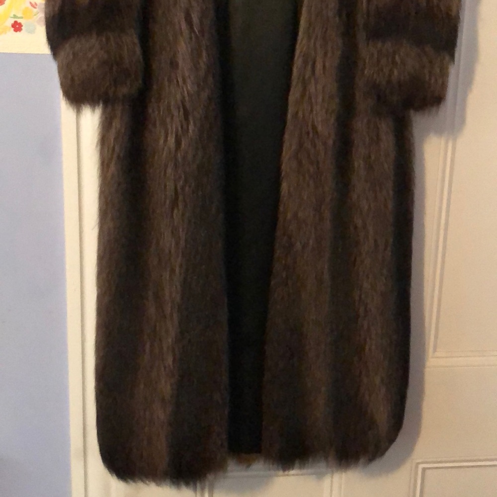 Full length Racoon Coat - Picture 7 of 7
